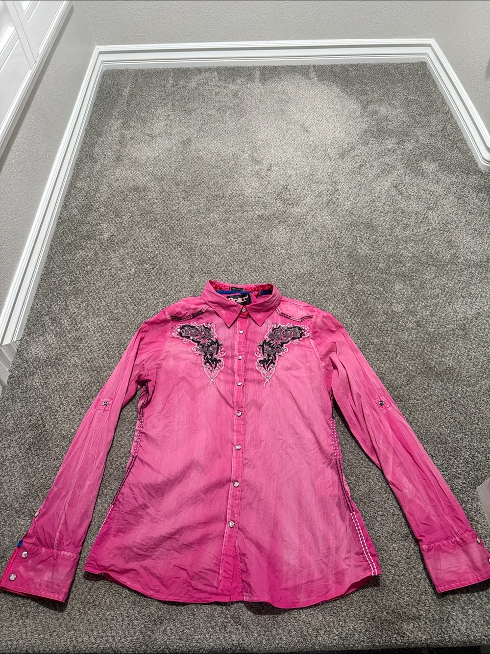Roar Pink Long-Sleeve Embroidered Button-Down Shirt
